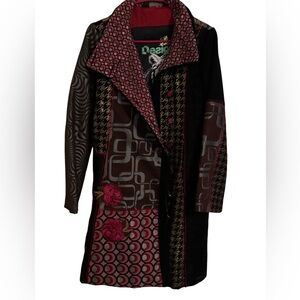 Beautiful Desigual Coat. SZ L